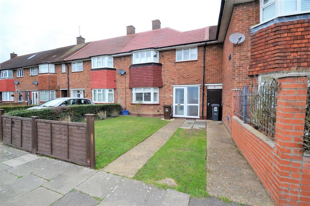 Sparrow Farm Drive, Feltham 3 bed terraced house £465,000