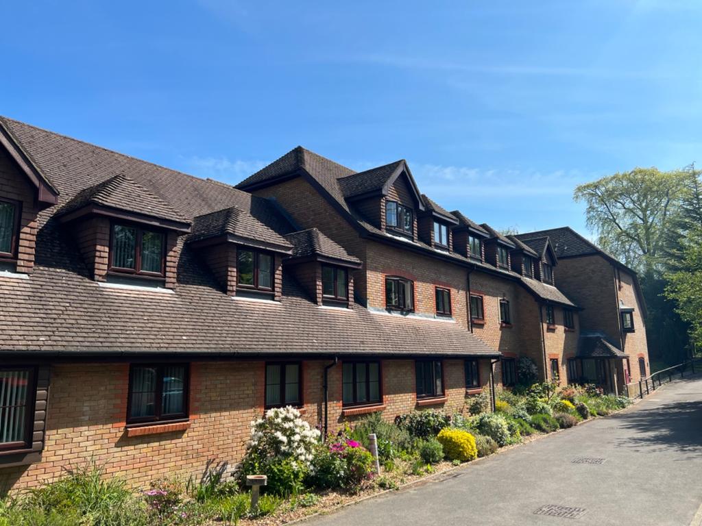Langdown Lawn, Hythe, Southampton... 1 bed flat £110,000