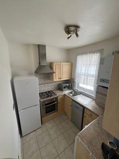 2 bedroom flat to rent, Sydenham Road, Croydon, Surrey, CR0 2EL