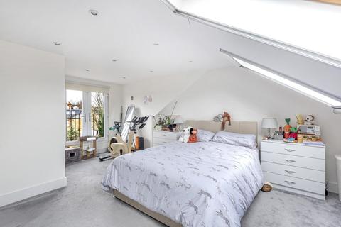 13a Dordrecht Road, London, W3 7TE