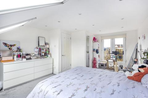 13a Dordrecht Road, London, W3 7TE