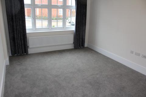 3 bedroom semi-detached house to rent, Fortis Way, Chester, CH4