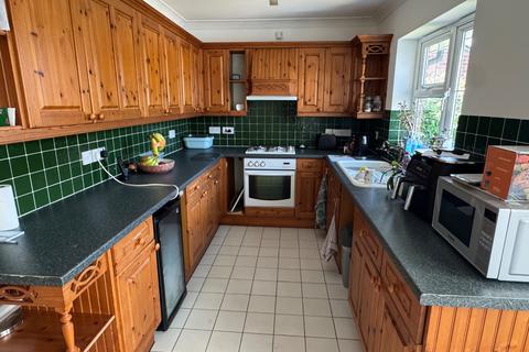 undefined, Hartsgrove Close, Blackfield, Southampton, Hampshire, SO45