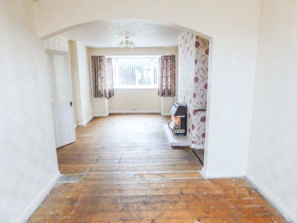 Woodside Gardens, Dunston, Gateshead... 3 bed semidetached house £