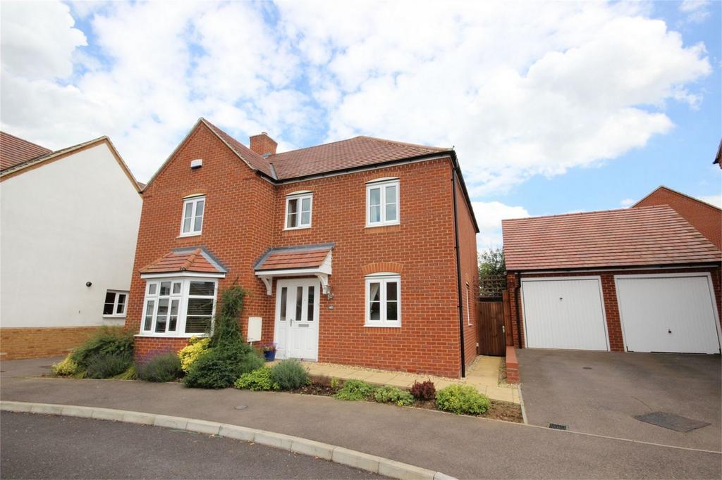 Garfield, LANGFORD, Bedfordshire 4 bed detached house £335,000