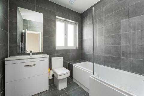 7 Beverley Gardens, Hornchurch, RM11 3PA