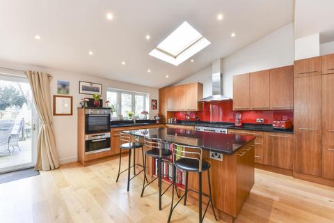 94 Bodley Road, New Malden, KT3 5QH