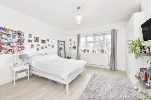94 Bodley Road, New Malden, KT3 5QH