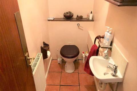 6 Upper Hitch, Watford, WD19 5AW