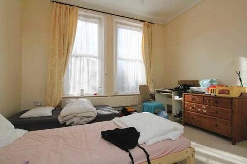 1 bedroom flat for sale - Brownhill Road, London, ., SE6 1AG