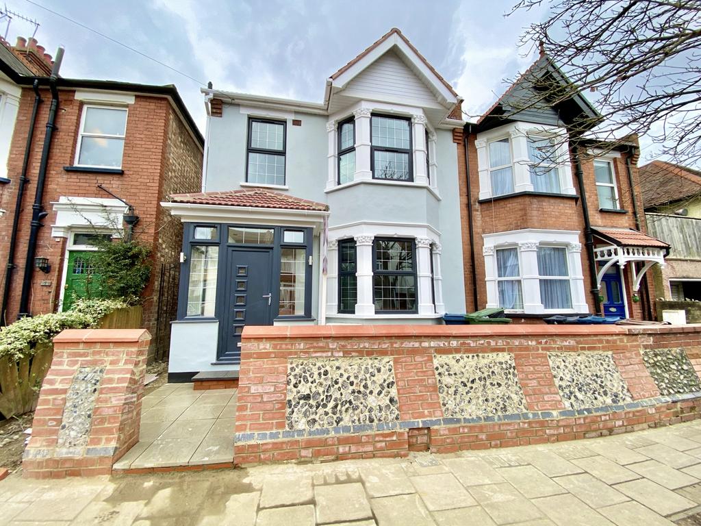 Lorne Road, Harrow, HA3 3 bed flat £475,000