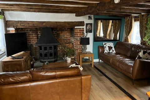 2 bedroom cottage for sale, High Street, Cranbrook, Kent