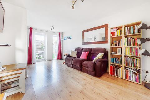 8 Hazlitt Close, Feltham, TW13 6QU