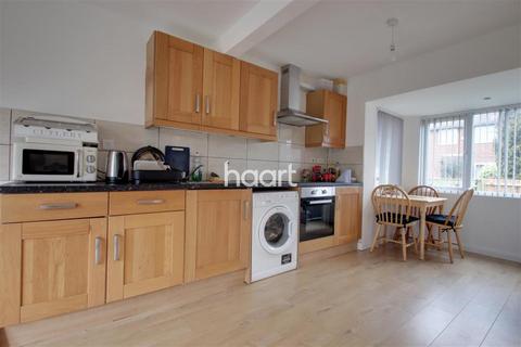 1 bedroom in a house share to rent, Thackeray Street
