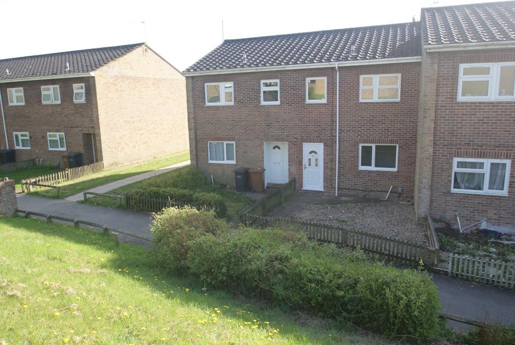Galahad Close, King Arthurs Way... 3 bed terraced house £950 pcm (£