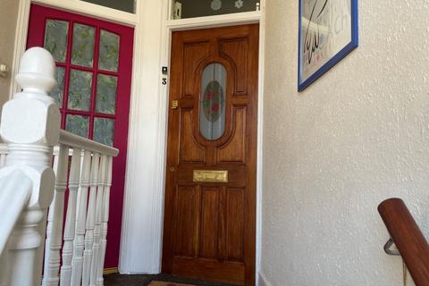 3, Walnut Tree House Junction Road, Brentford, TW8 9NN