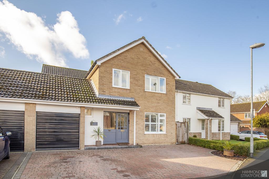 The Ridings, Cringleford 4 bed detached house £400,000