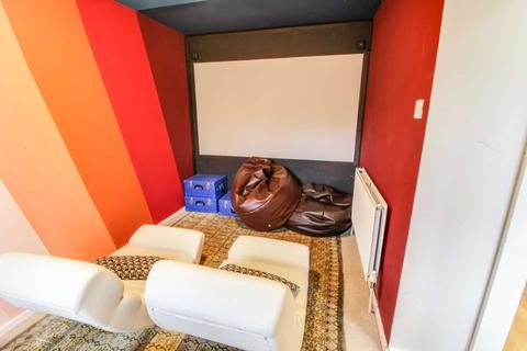 123 Beech Lane, Earley, Reading, RG6 5QD