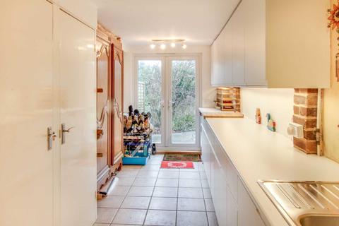 123 Beech Lane, Earley, Reading, RG6 5QD