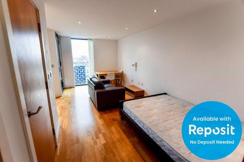 1 bedroom flat for sale, Millennium Tower, The Quays, Salford Quays, M50