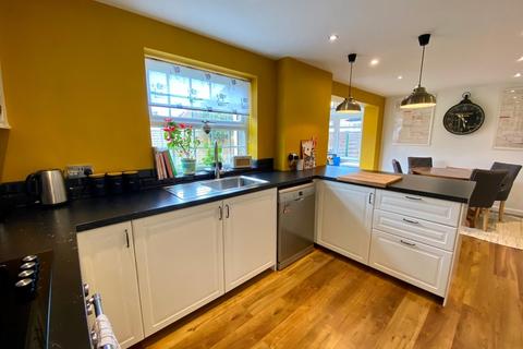 3 Kingfisher Reach, Collingham, Wetherby, LS22 5LX