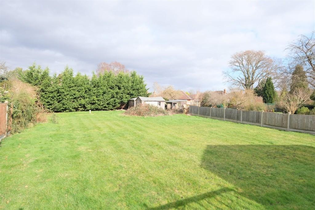 Craven Road, Orpington 3 bed detached bungalow £770,000