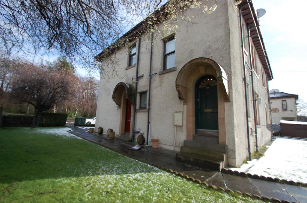 446 Crookston Road, Glasgow, G53 2 bed flat £100,000