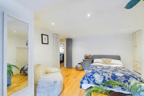 1 bedroom flat for sale, Grange Road, Bermondsey