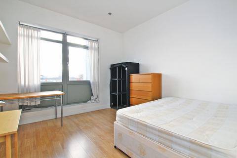 2 bedroom apartment to rent, Gallery Apartments, Commercial Road, Whitechapel, London, E1