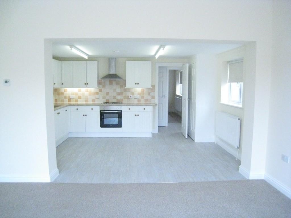 Earlsbrook Road, Redhill 1 bed apartment £1,050 pcm (£242 pw)