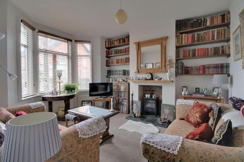 17 Lansdowne Road, Purley, CR8 2PD