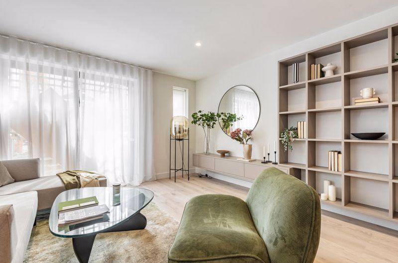 St. Peters Road, South Croydon 2 bed apartment £435,000