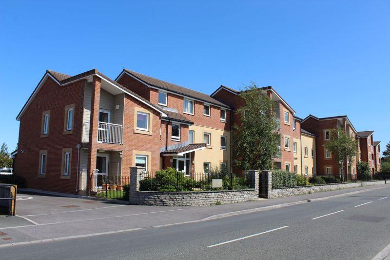 Fussells Court, Station Road TWO DOUBLE BEDROOMS 2 bed apartment for