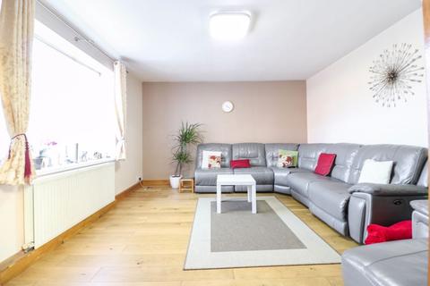 37 Randall Close, Slough, SL3 8RJ