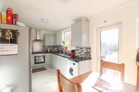 37 Randall Close, Slough, SL3 8RJ