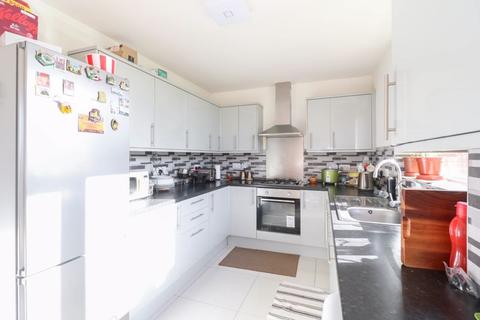 37 Randall Close, Slough, SL3 8RJ