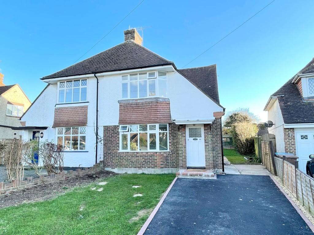 Glenville Road, Rustington 2 bed semidetached house £1,450 pcm (£335 pw)