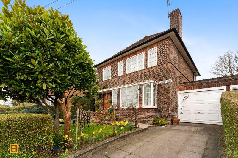 Brim Hill, Hampstead Garden Suburb, N2 3 bed detached house £1,600,000