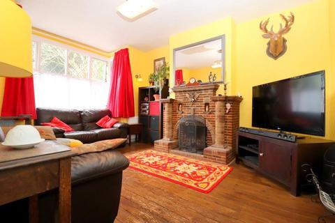 140 Barton Road, Luton, LU3 2BD