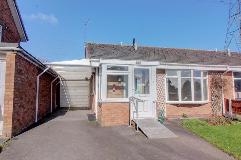 Kingsdown Road, Burntwood, WS7 1PZ 2 bed semidetached bungalow £220,000
