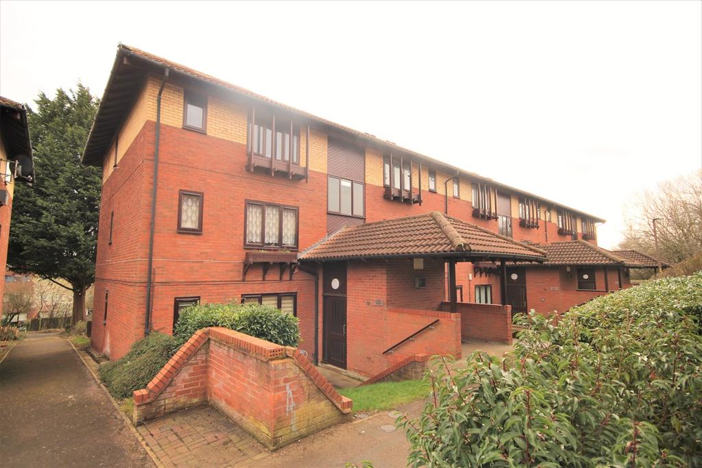 Troutbeck, Peartree Bridge, Milton Keynes, MK6 1 bed apartment £135,000