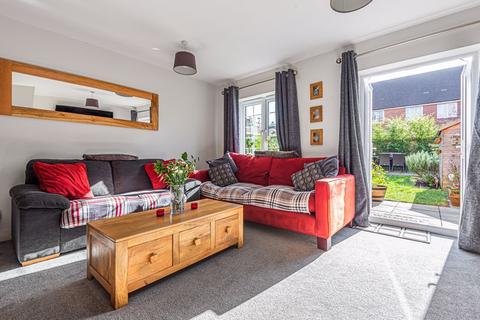 21 Weyview Gardens, Godalming, GU7 1GG
