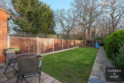132 Ainslie Wood Road, London, E4 9DD