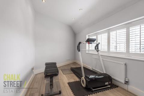 53 Hazelmere Gardens, Hornchurch, RM11 2AS