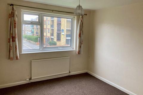 2 bedroom flat for sale, Richard Court, Lower Northdown Road, Cliftonville