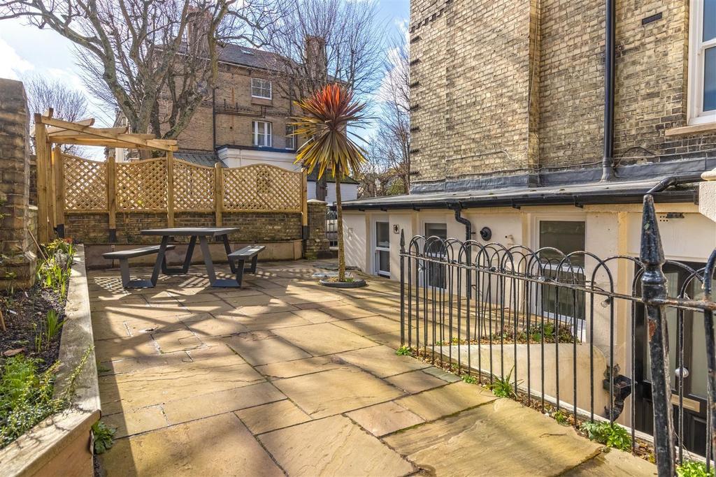 Eaton Road, Hove 1 bed apartment £325,000