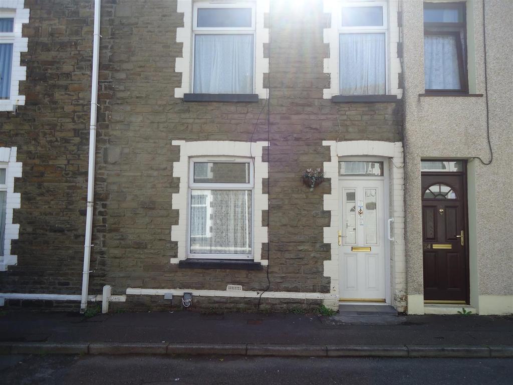 Ethel Street, Neath 2 bed terraced house £600 pcm (£138 pw)