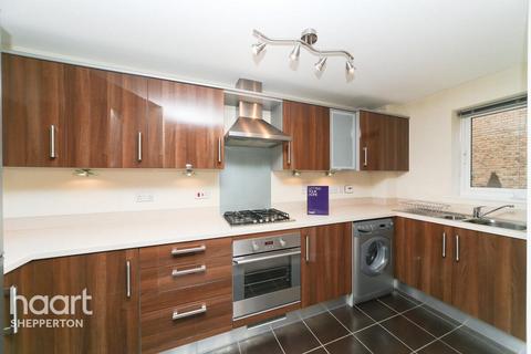 Fairwater Drive, Shepperton