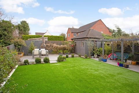 4 Chase View, Cheltenham, GL52 3AL