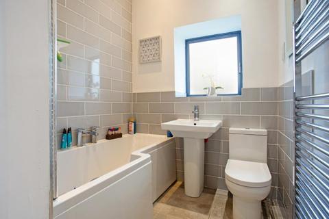 4 Chase View, Cheltenham, GL52 3AL